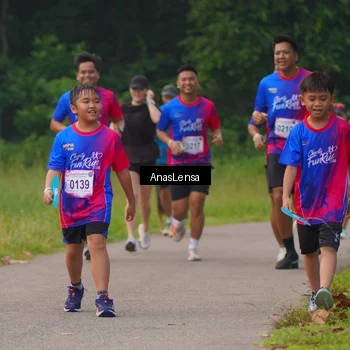 Runner Photo 8139843
