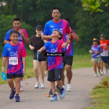 Runner Photo 8139857