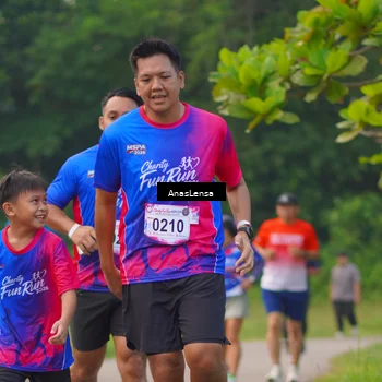Runner Photo 8139868