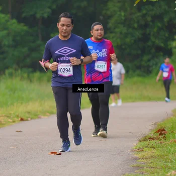 Runner Photo 8139888