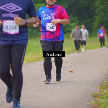 Runner Photo 8139906