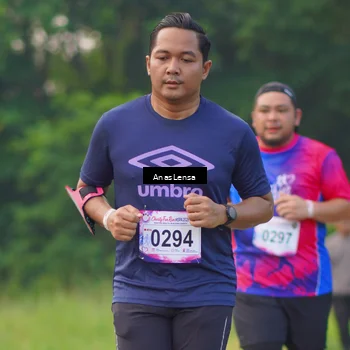 Runner Photo 8139909