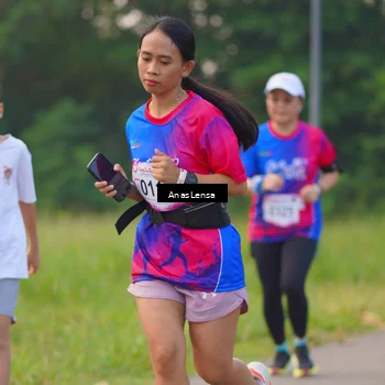 Runner Photo 8140013