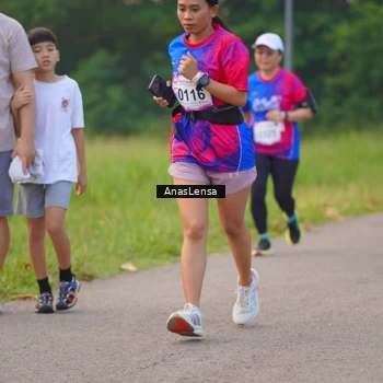 Runner Photo 8140014