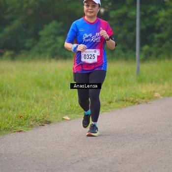Runner Photo 8140016