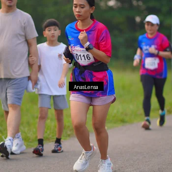 Runner Photo 8140023
