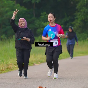 Runner Photo 8140035