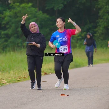 Runner Photo 8140041