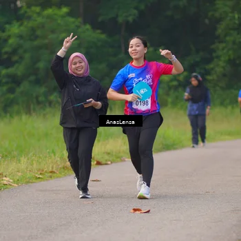 Runner Photo 8140042