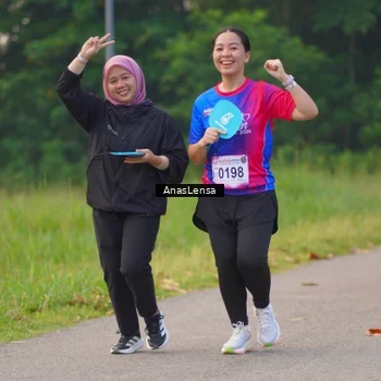 Runner Photo 8140054