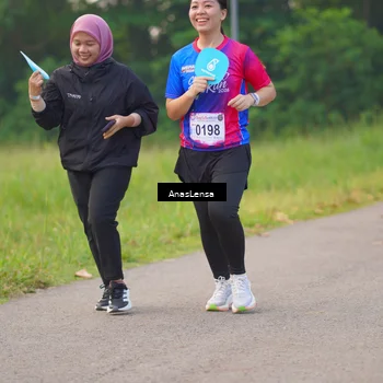 Runner Photo 8140057