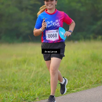 Runner Photo 8140100
