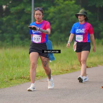 Runner Photo 8140140