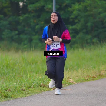 Runner Photo 8140158