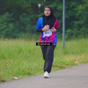 Runner Photo 8140165