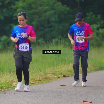 Runner Photo 8140169