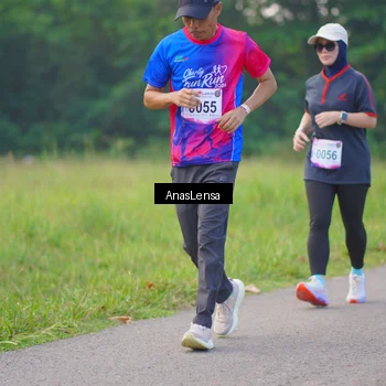 Runner Photo 8140191