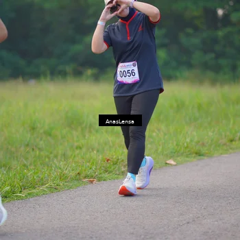 Runner Photo 8140202