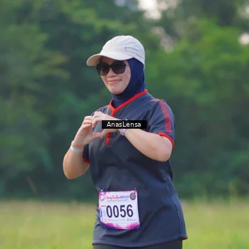 Runner Photo 8140208