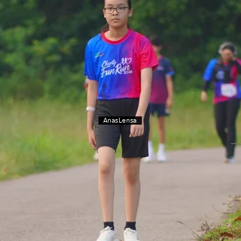 Runner Photo 8140220