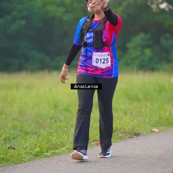 Runner Photo 8140247