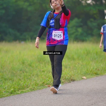 Runner Photo 8140252