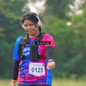 Runner Photo 8140260