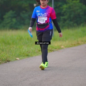Runner Photo 8140263