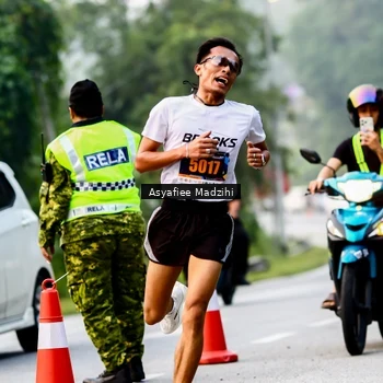 Runner Photo 8140278