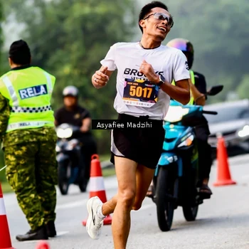 Runner Photo 8140281