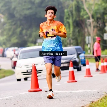 Runner Photo 8140304