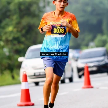 Runner Photo 8140311