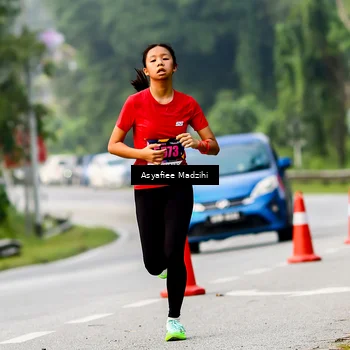 Runner Photo 8140317