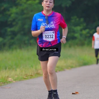 Runner Photo 8140375