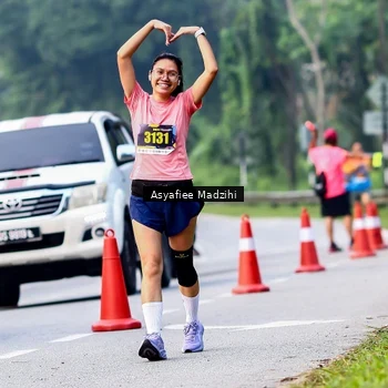 Runner Photo 8140398