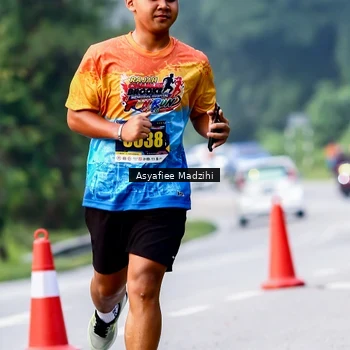 Runner Photo 8140404