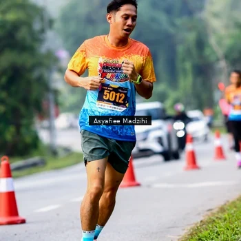 Runner Photo 8140411