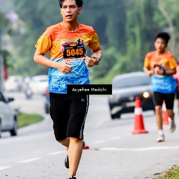 Runner Photo 8140441