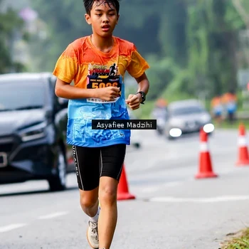 Runner Photo 8140442
