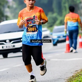 Runner Photo 8140445