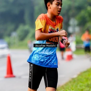 Runner Photo 8140447