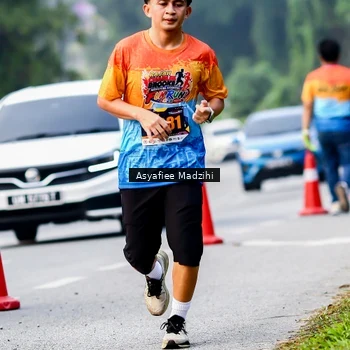 Runner Photo 8140448