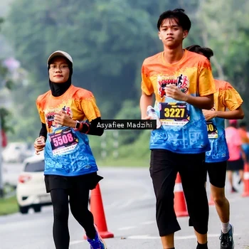 Runner Photo 8140454