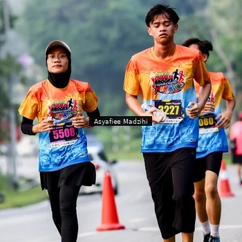 Runner Photo 8140456