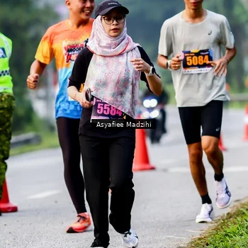 Runner Photo 8140470