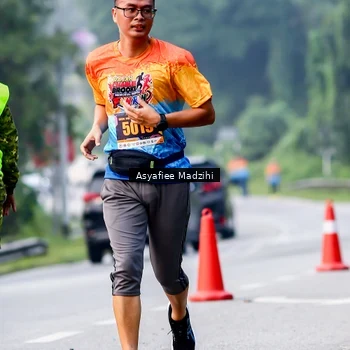Runner Photo 8140475