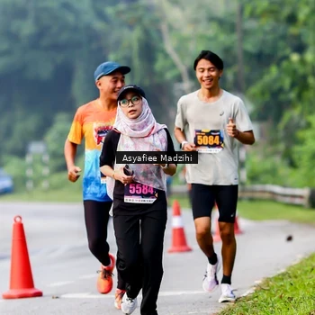 Runner Photo 8140476