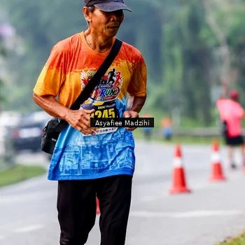 Runner Photo 8140488