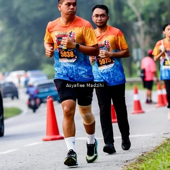 Runner Photo 8140545