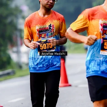 Runner Photo 8140553